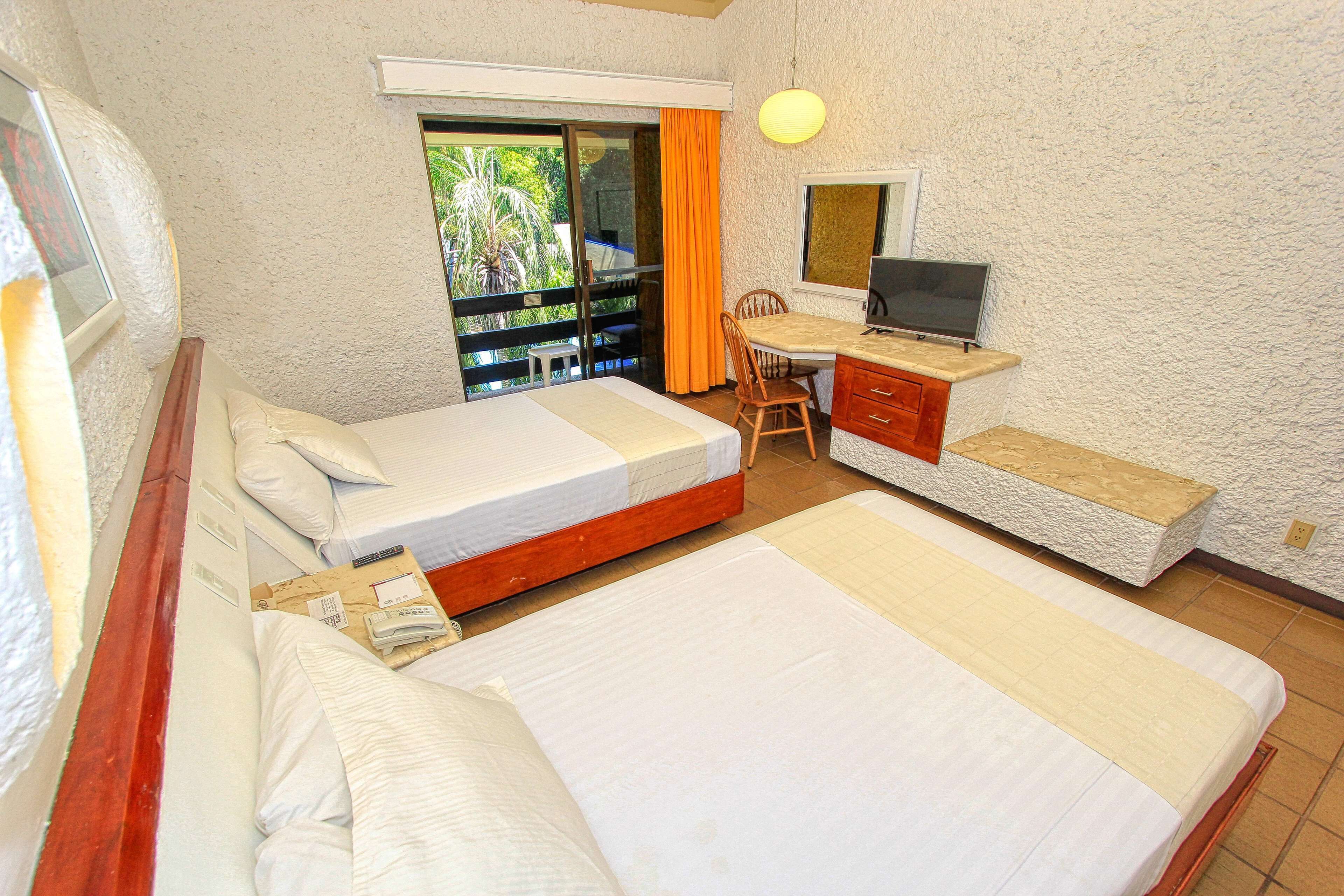 superior double room | 1 bedroom, premium bedding, in-room safe, desk