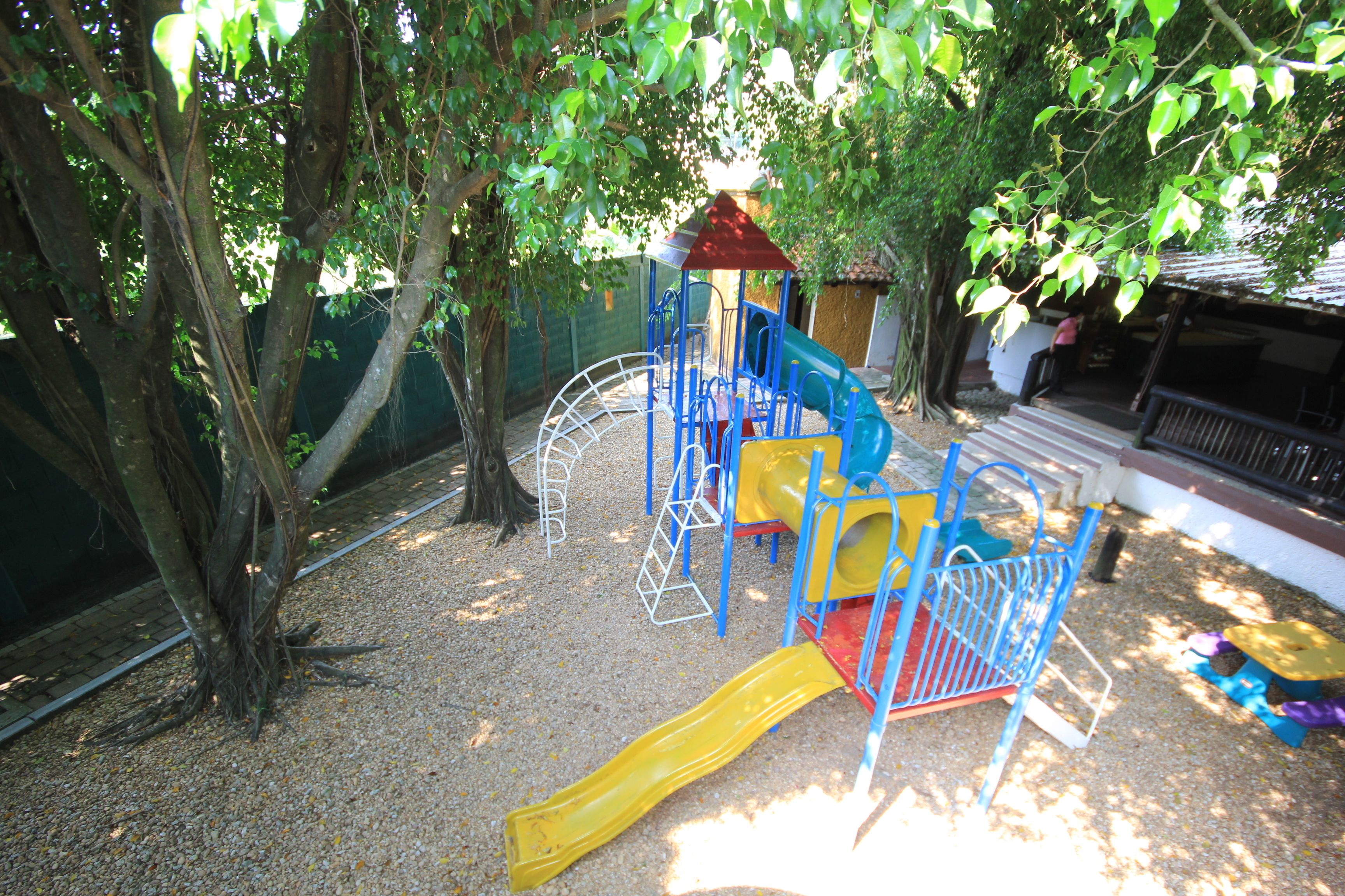 children’s play area – outdoor