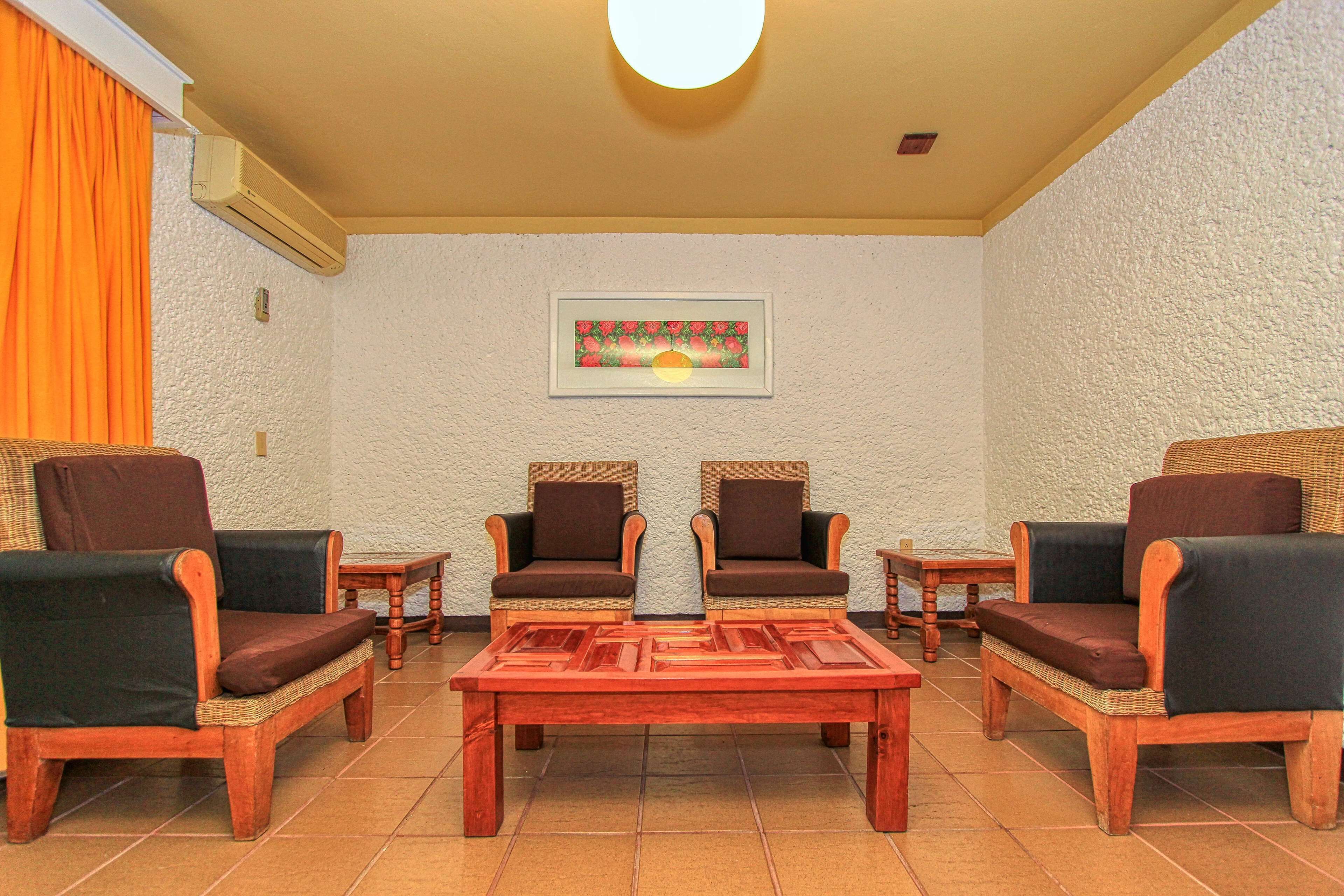 deluxe suite | 1 bedroom, premium bedding, in-room safe, desk