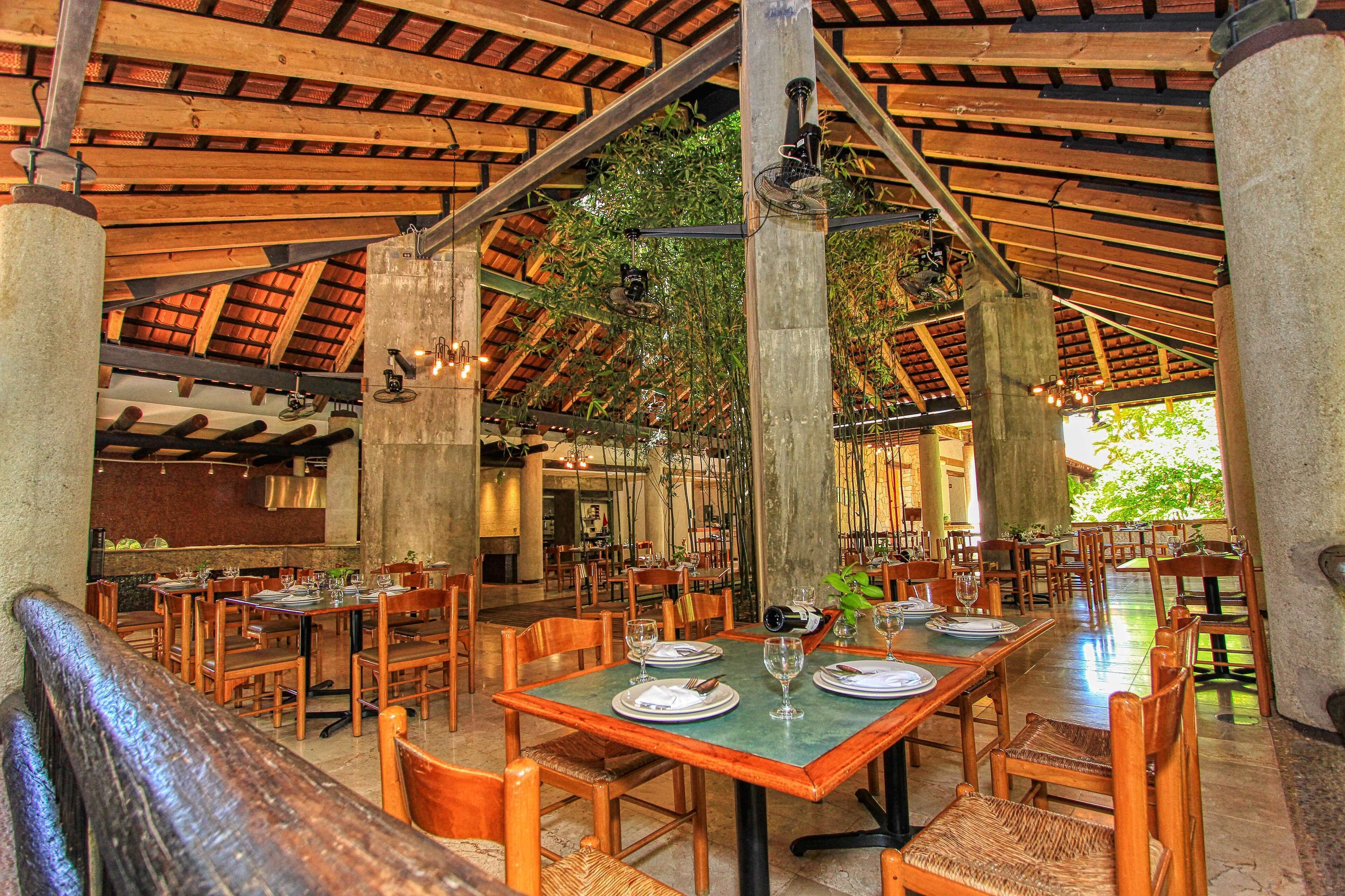 lunch, dinner served; mexican cuisine, pool views