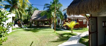 Golden Paradise Hostel