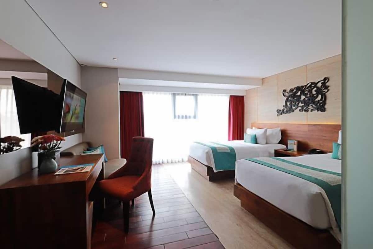 Select Comfort beds, minibar, in-room safe, desk