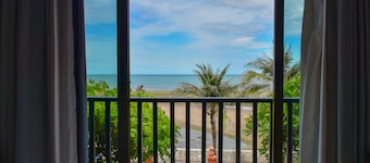 Sea Memories White Sand Beach Hotel