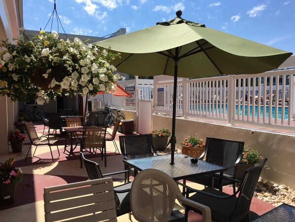 Restaurant - Dunes by the Ocean (Point Pleasant Beach)