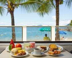 Desayuno buffet diario (BRL 15.00 por persona)