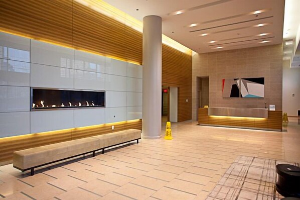 Lobby - Grand Suites (Jersey City)