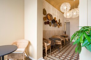 Living area - Casa Maca Guest House (Barcelona)