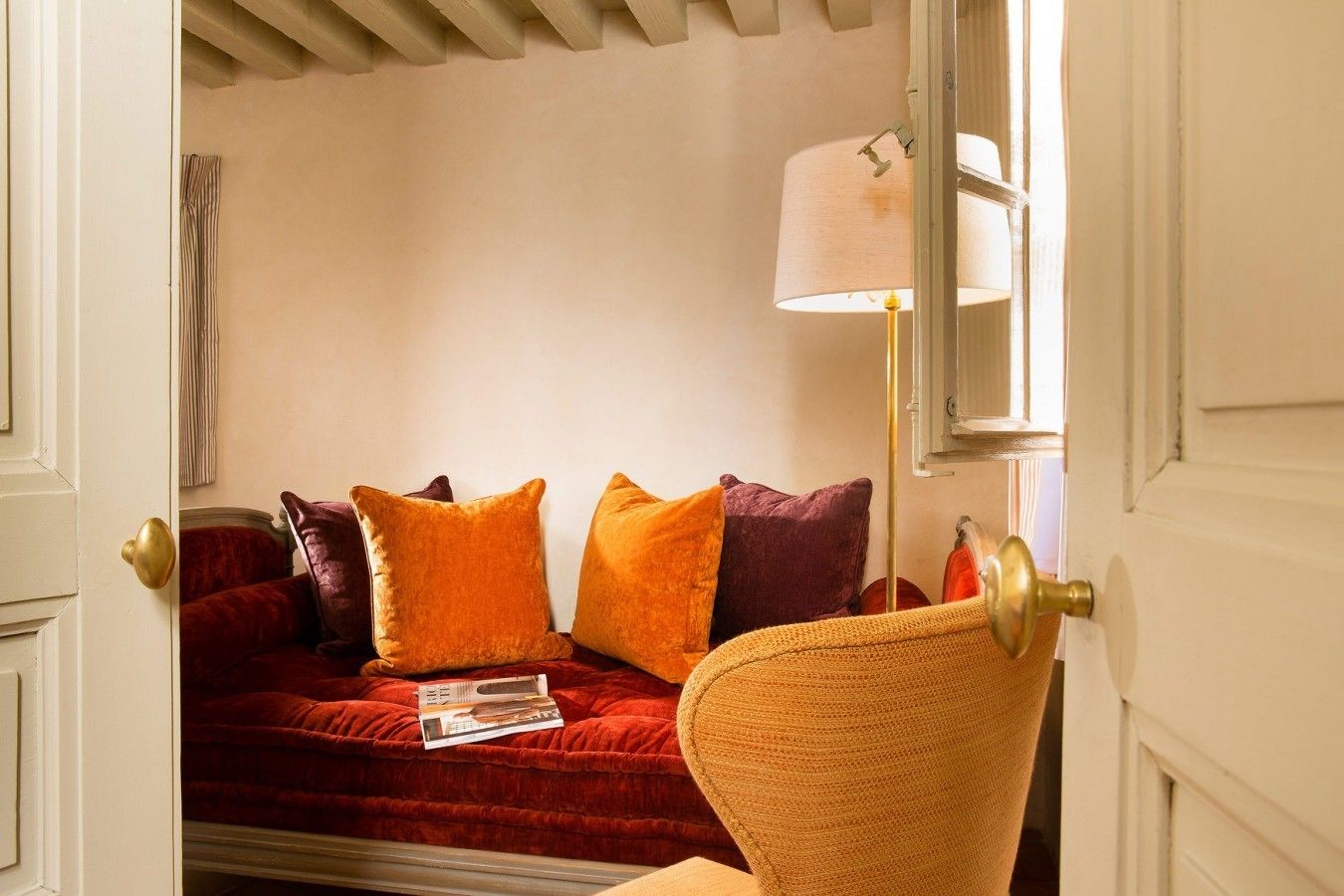 junior suite | living area | lcd tv