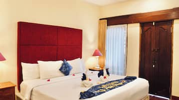 Superior Room, Garden View | 8 bedrooms, premium bedding, in-room safe, desk