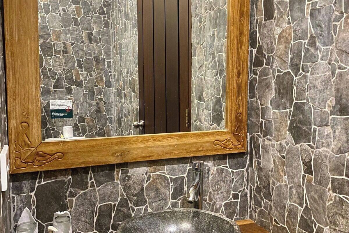 deluxe room, sea view | bathroom sink