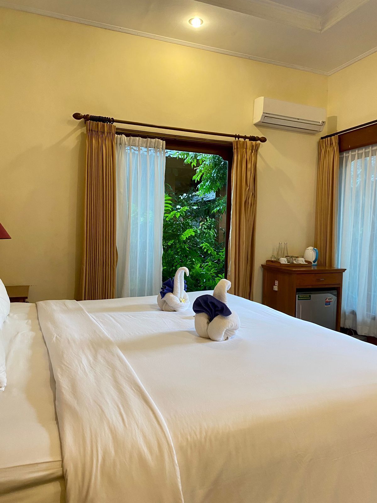 family room original garden view | 1 bedroom, premium bedding, in-room safe, desk