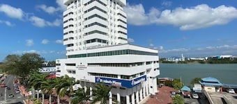 Muar Traders Hotel