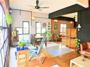 Lobby lounge - Lavender Guesthouse - Hostel (Malacca City)