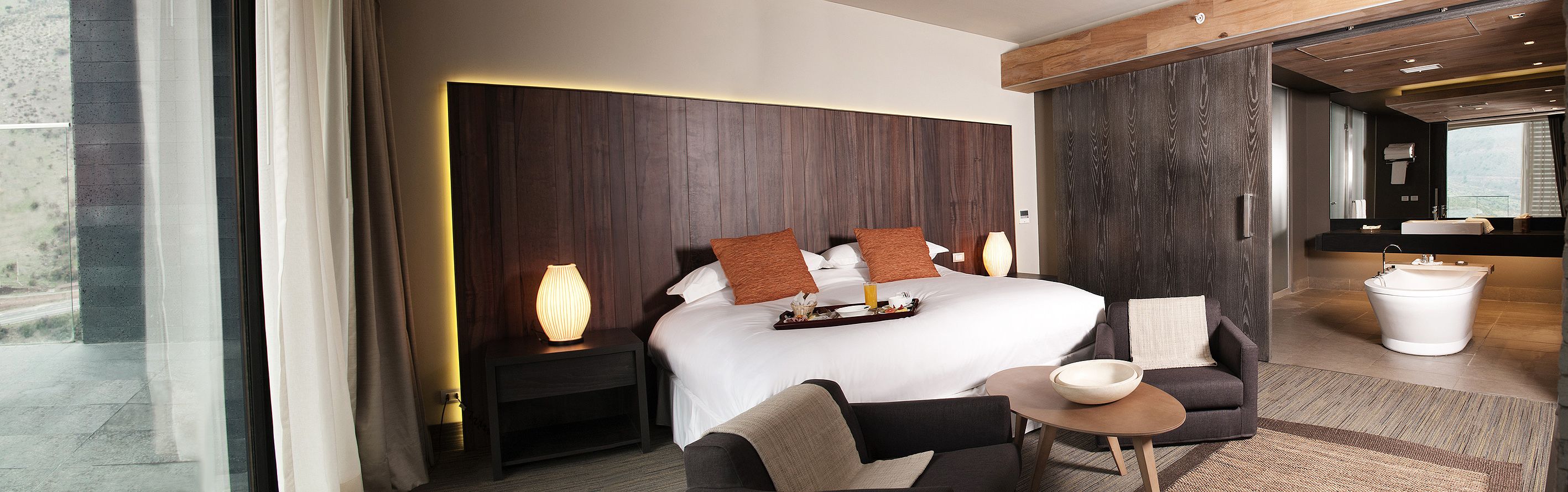 room | in-room safe, desk, free cots/infant beds, free wifi