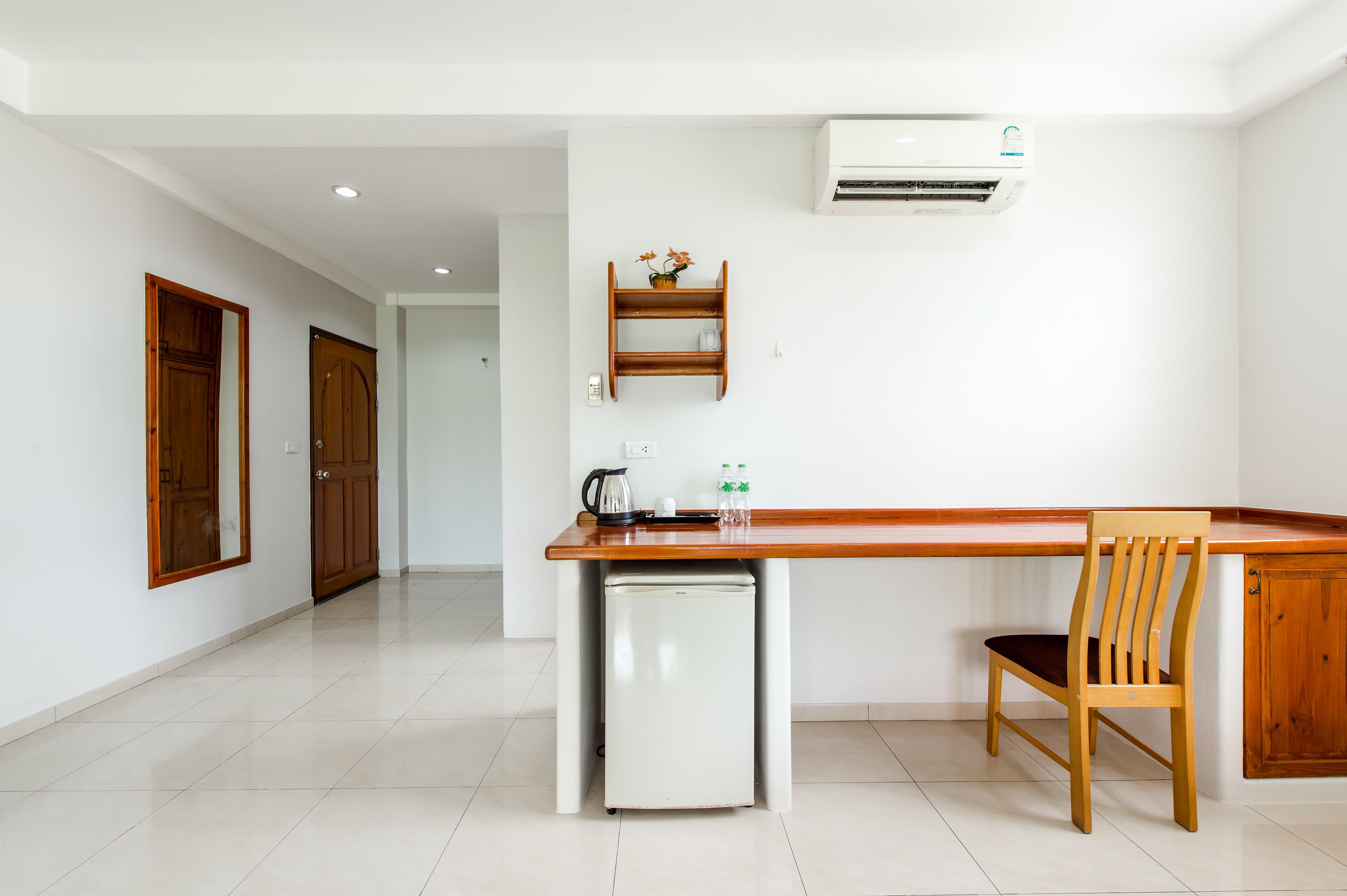 deluxe double room | 1 bedroom, minibar, in-room safe, desk