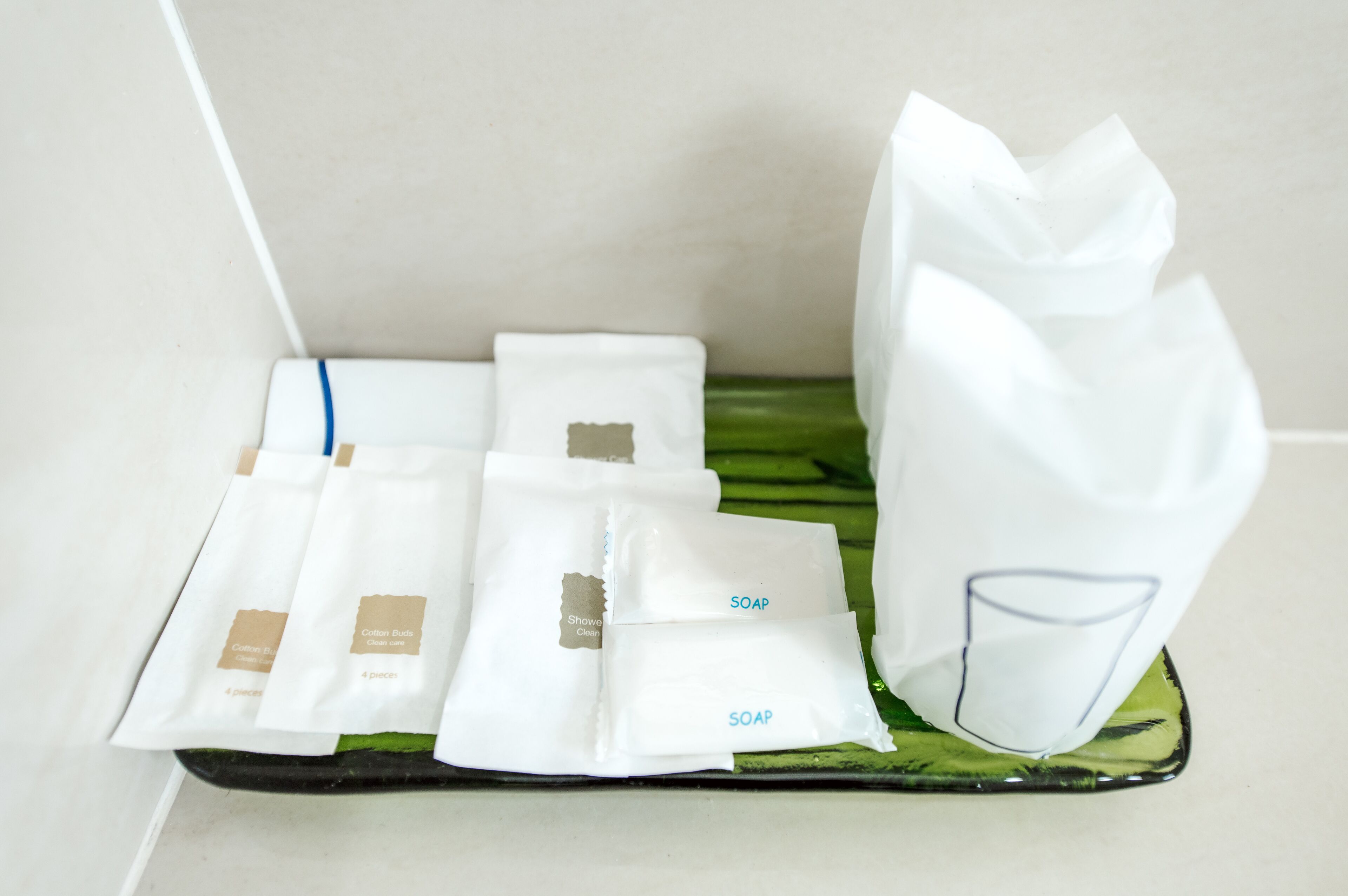 deluxe double room | bathroom | shower, free toiletries, hair dryer, towels