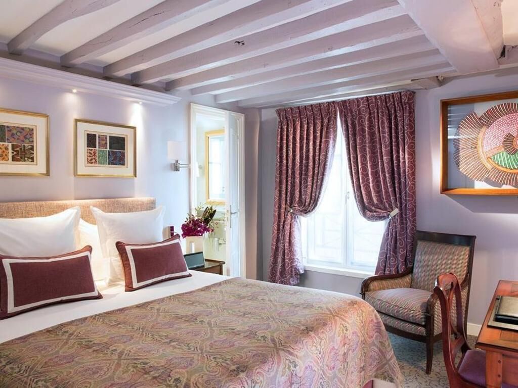 Minibar, in-room safe, desk, blackout drapes