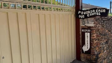 Fachada del alojamiento