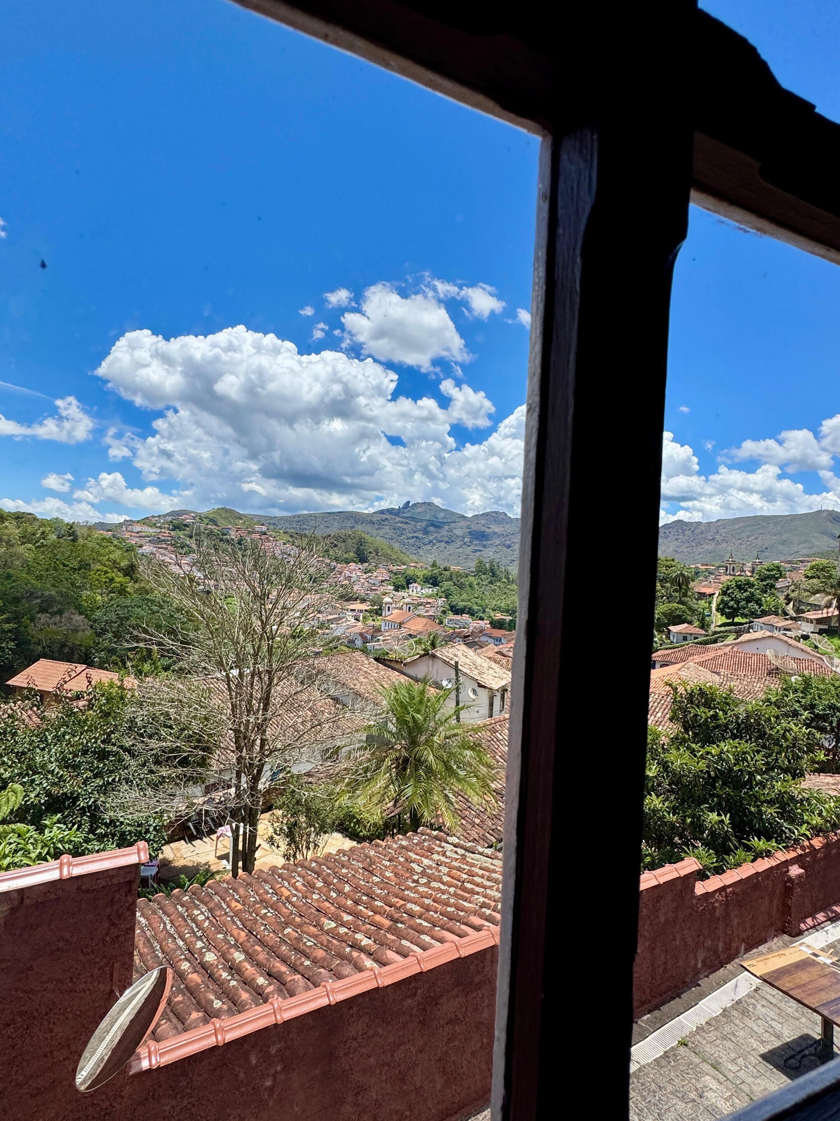 迷你吧、免費無線上網、床單