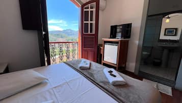 Minibar, wifi gratis, ropa de cama