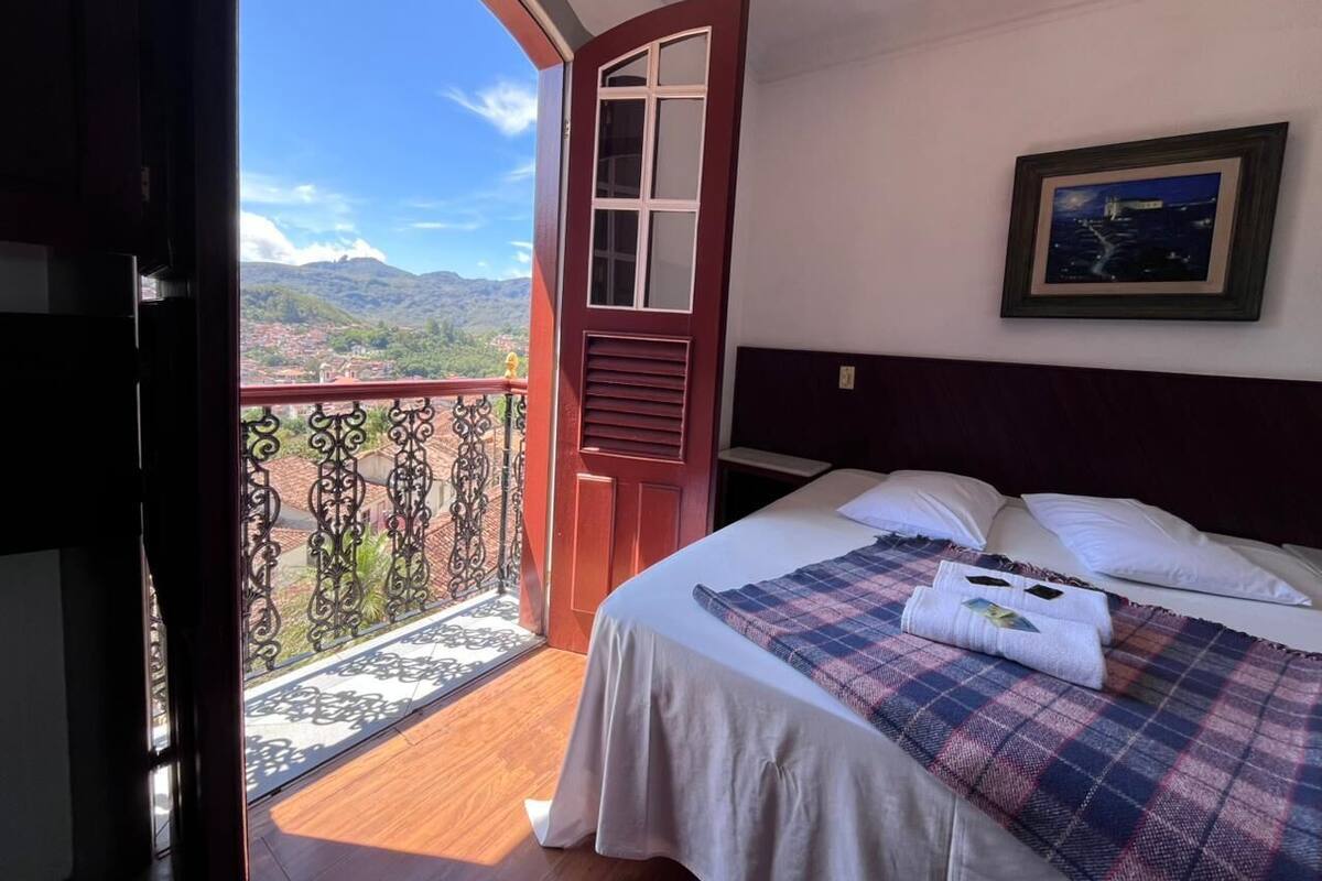 Minibar, wifi gratis y ropa de cama 