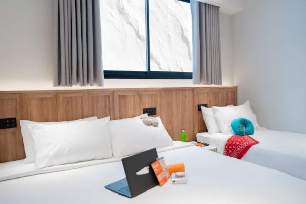 In-room safe, free WiFi, bed sheets