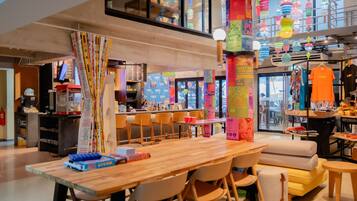 Sala de estar en el lobby