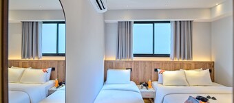 Lub d Bangkok Siam – New Look, Across from MBK & Skytrain Access