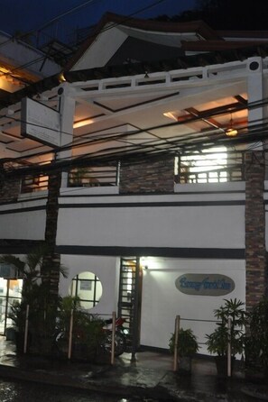 Exterior - Boracay Tourists' Inn (Boracay Island)