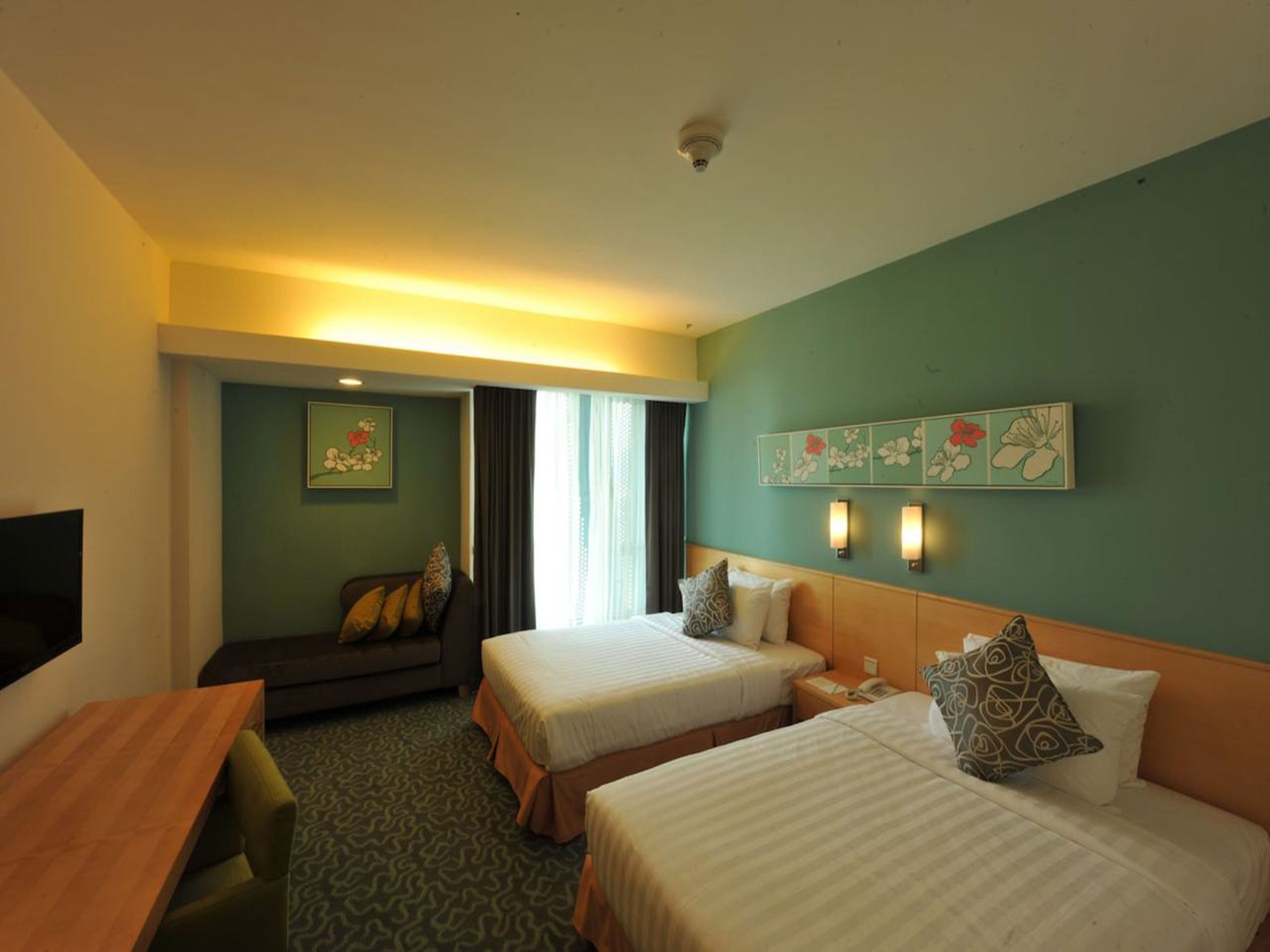 Minibar, in-room safe, desk, soundproofing