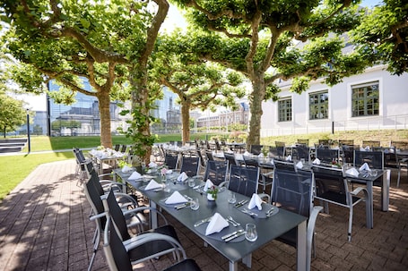 Extérieur. Kasino Hotel
