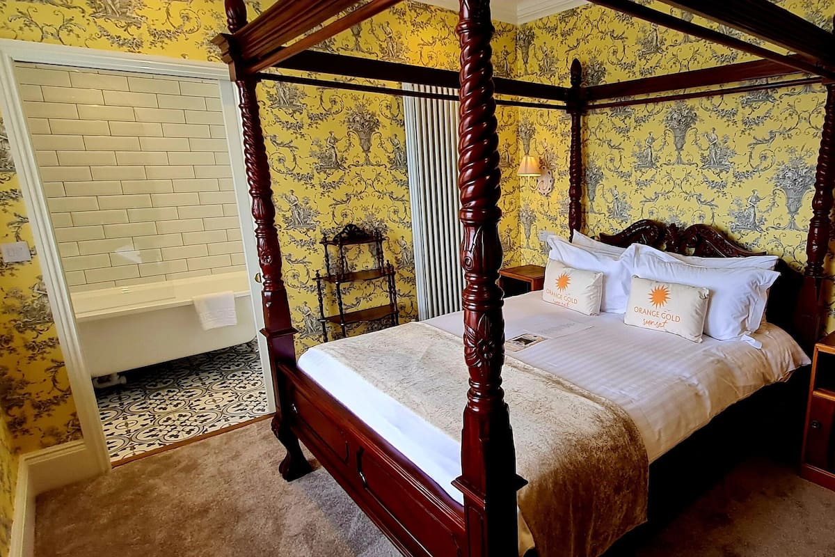 North Junior Suite with Sea View (Not Pet Friendly)