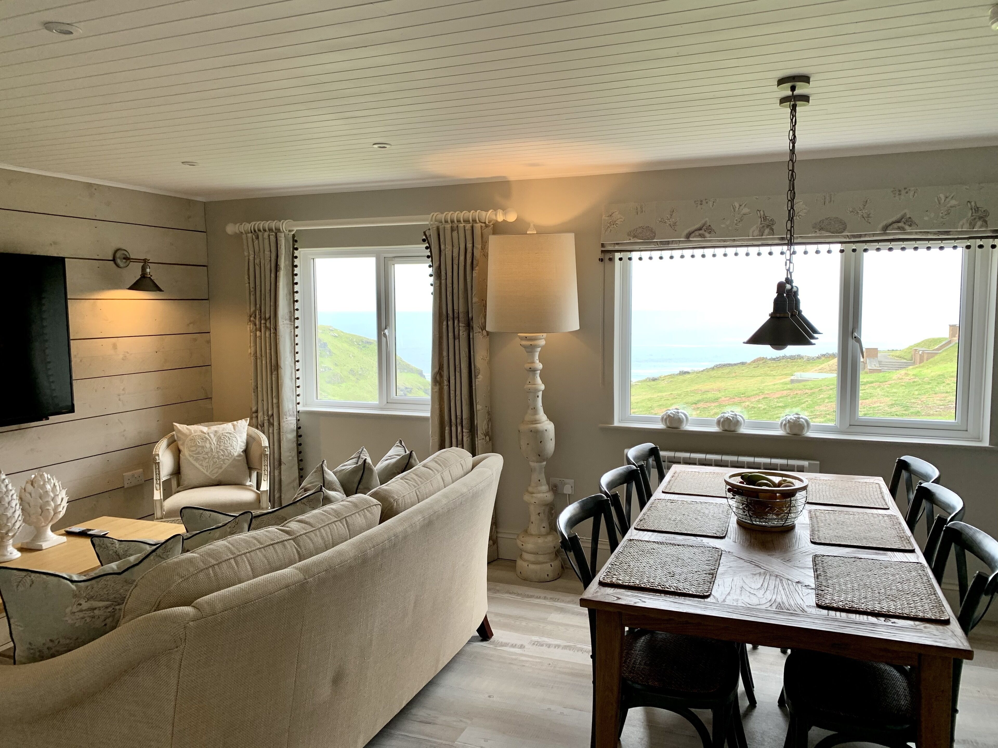 Deluxe-Apartment, 3 Schlafzimmer, Meerblick | Wohnbereich