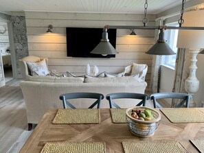 Living area - Camelot Castle Hotel (Tintagel)