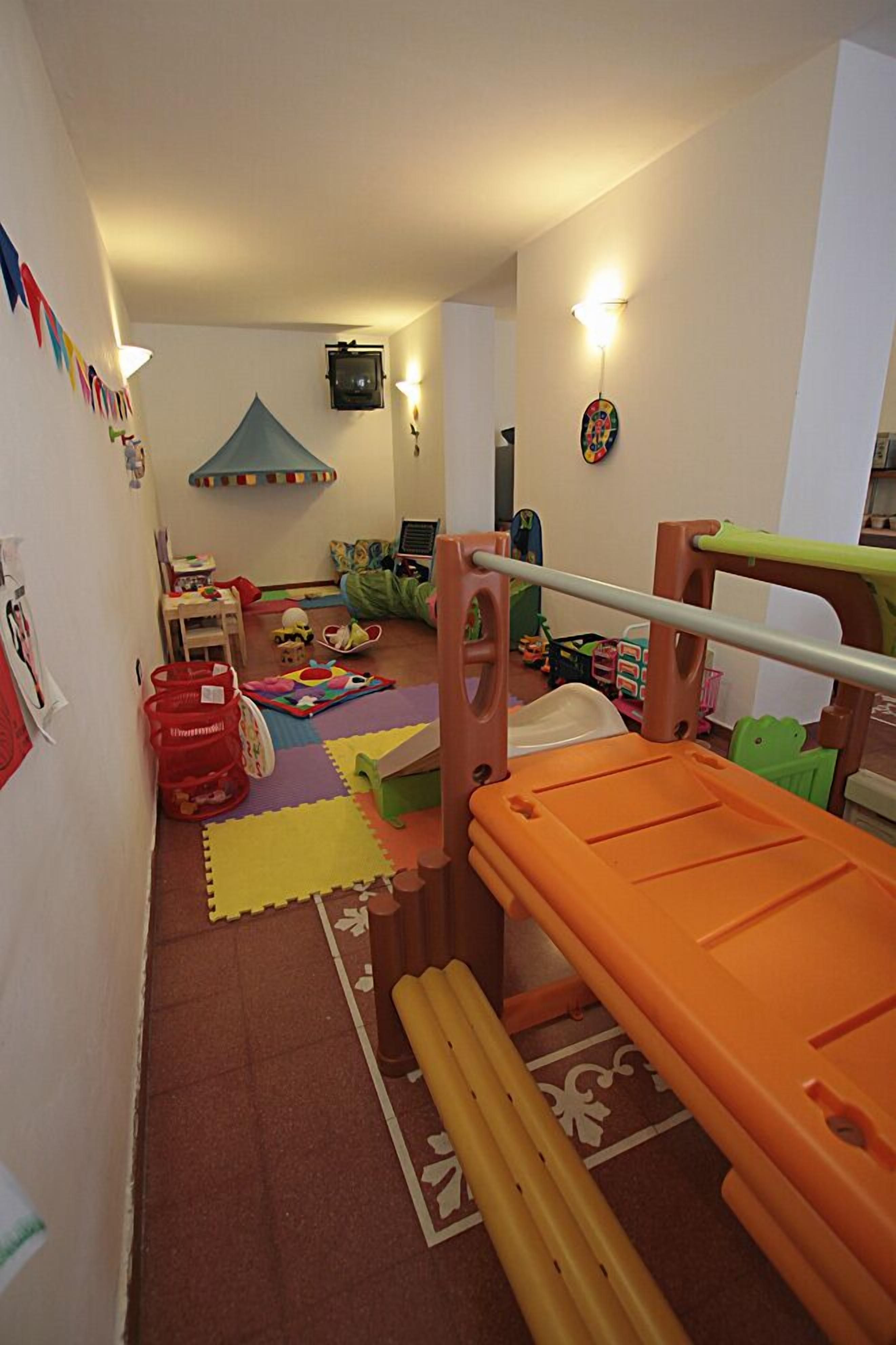 children’s area