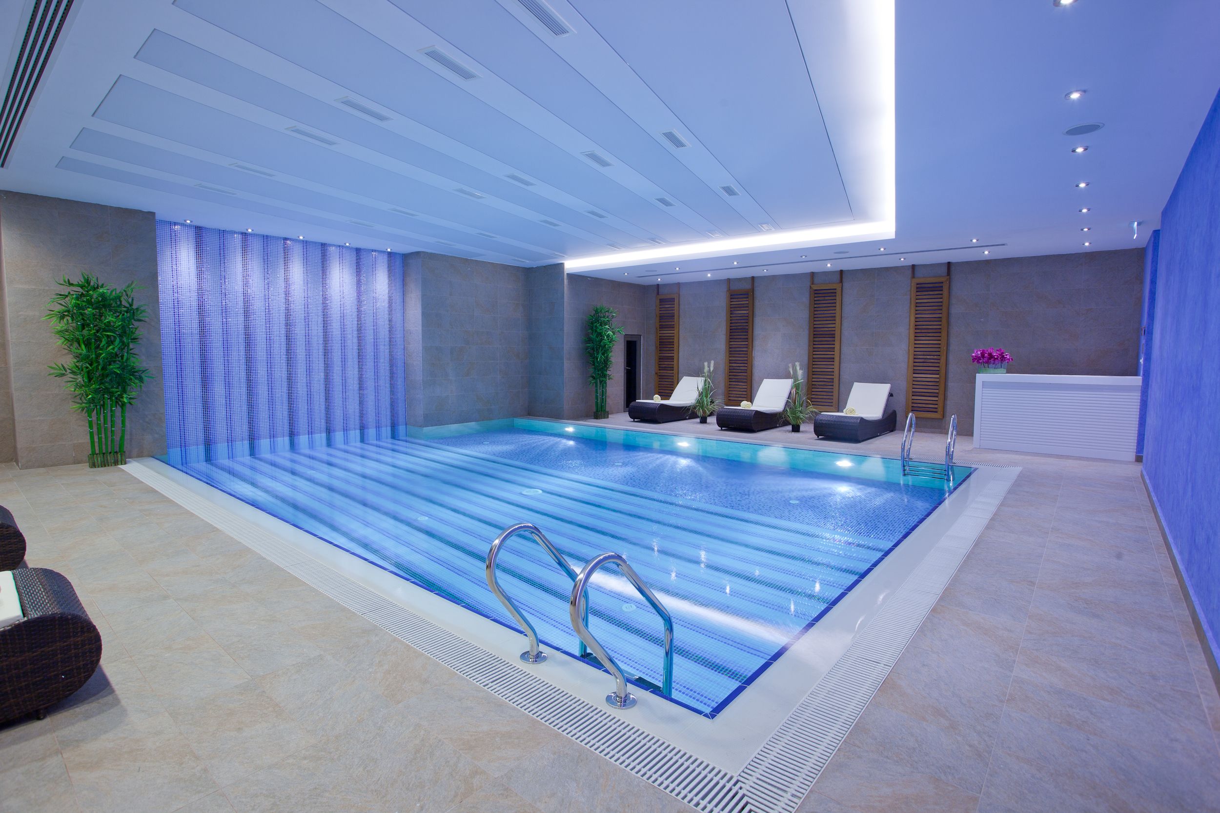 indoor pool, pool loungers
