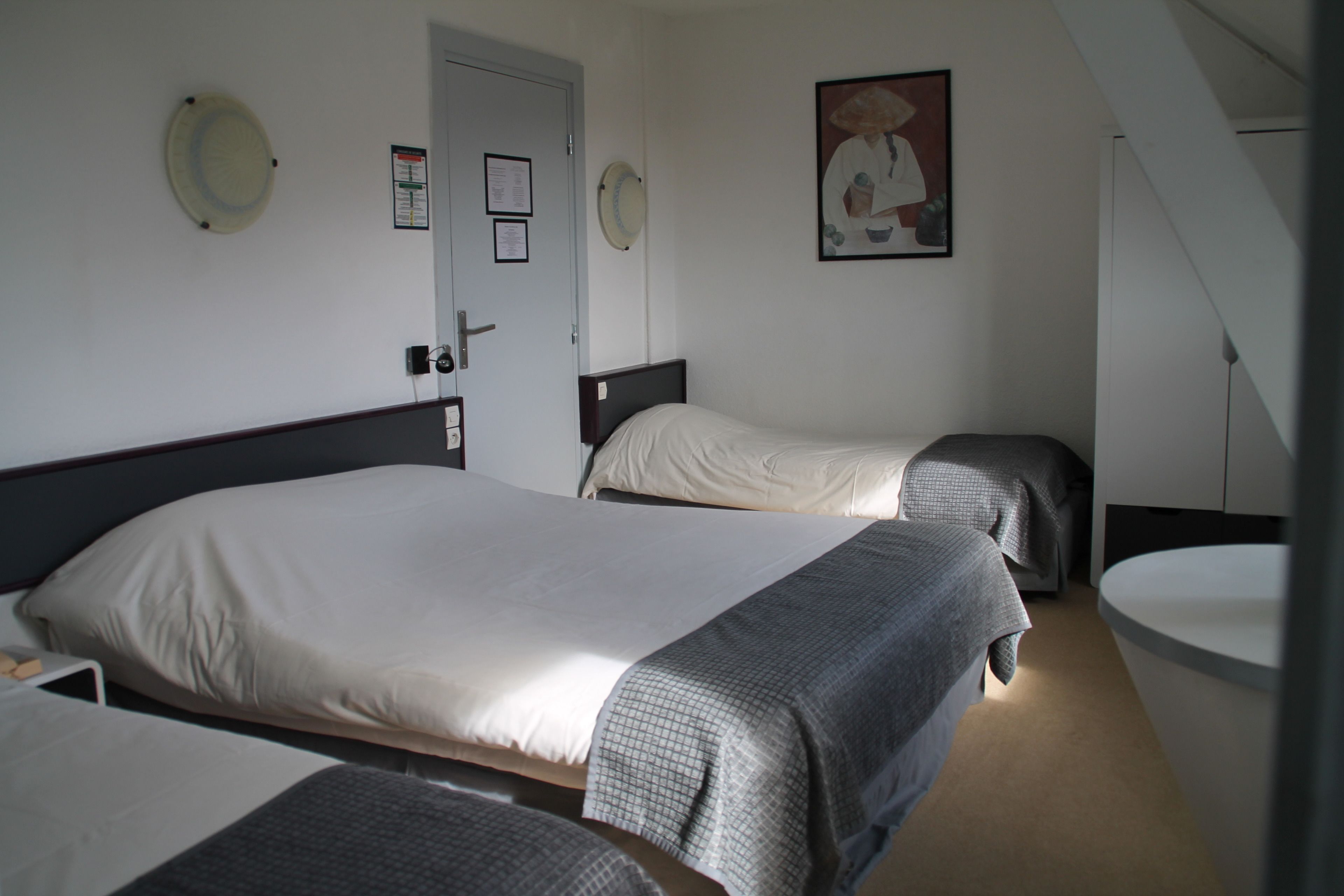 quadruple room | in-room safe, individually decorated, individually furnished, desk