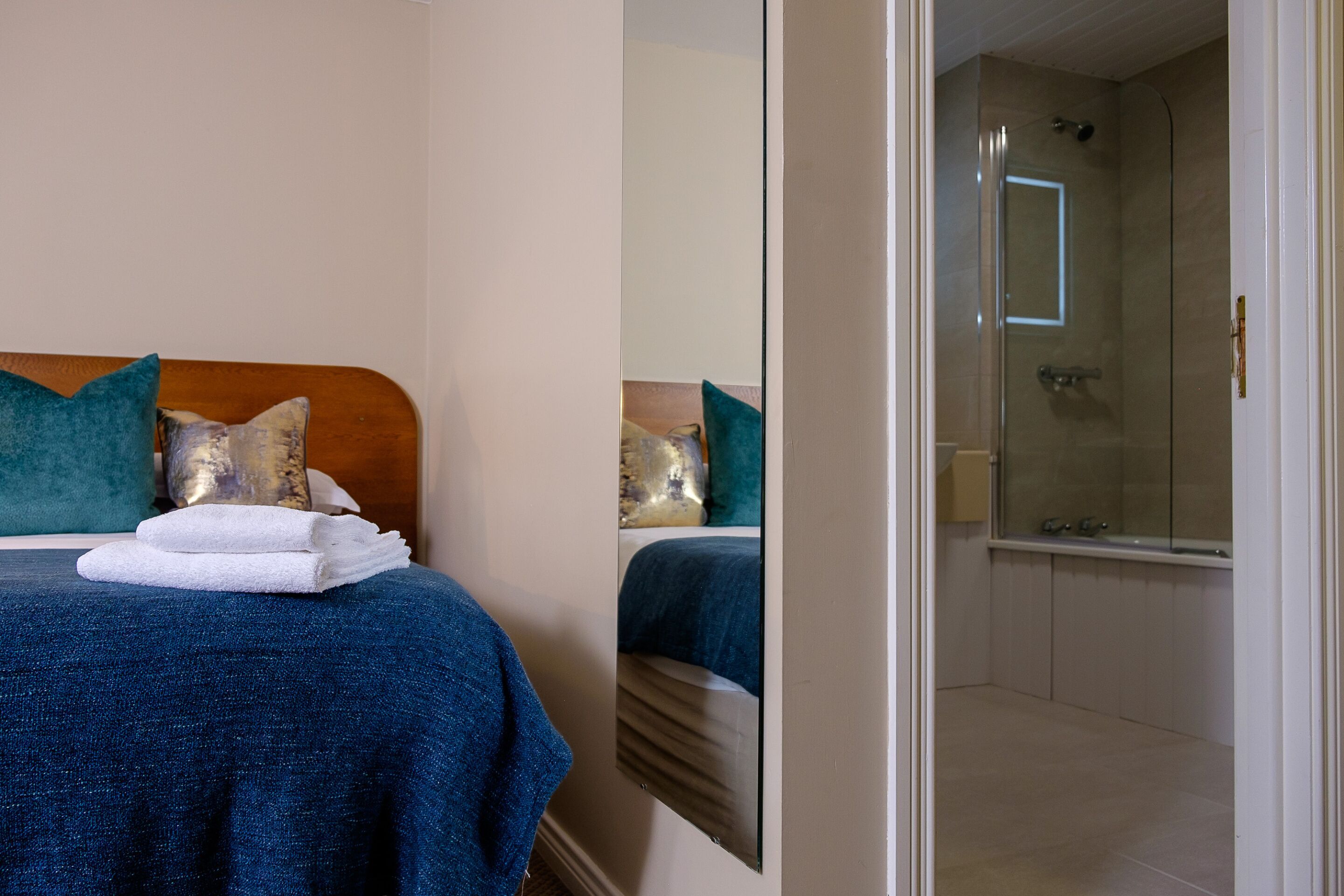 Quadruple Room, Ensuite