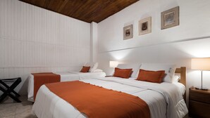 Triple Room - Posada del Río (Colonia del Sacramento)
