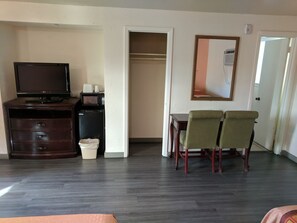 Standard Room, 2 Queen Beds | Desk, iron/ironing board, free cribs/infant beds, free WiFi - La Hacienda Motel (Seattle)