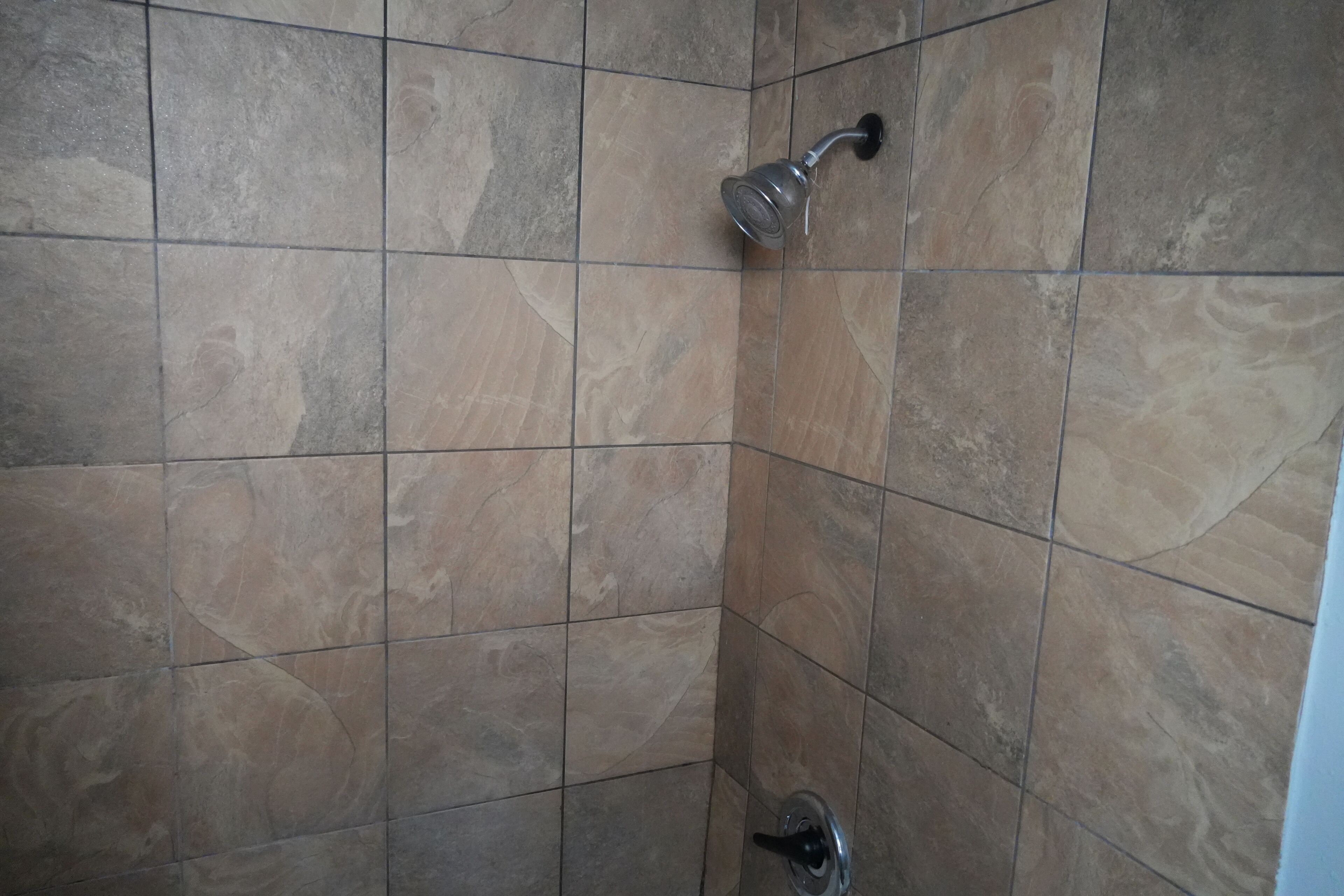Standard Room | Bathroom