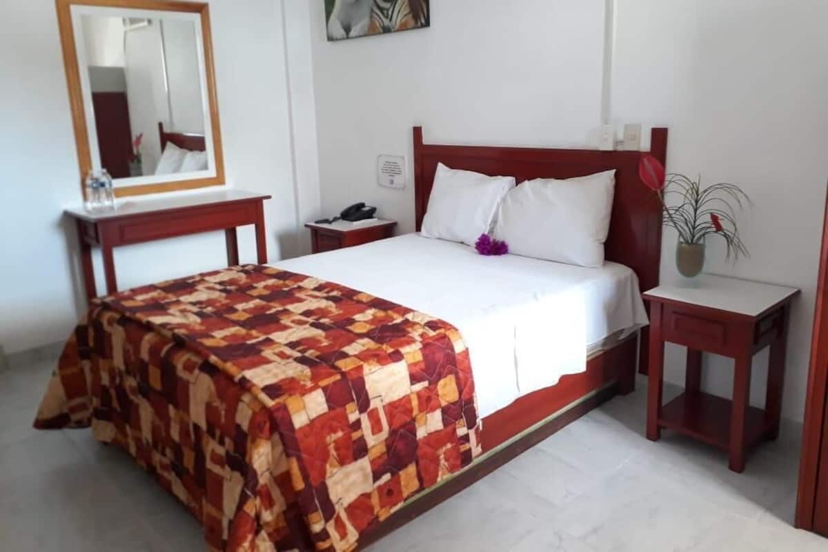 In-room safe, desk, iron/ironing board, free WiFi