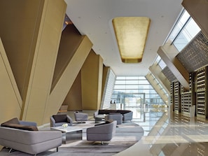 2 bars/lounges - Langham Place, Guangzhou (Guangzhou)