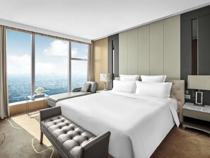 Premium bedding, minibar, in-room safe, desk