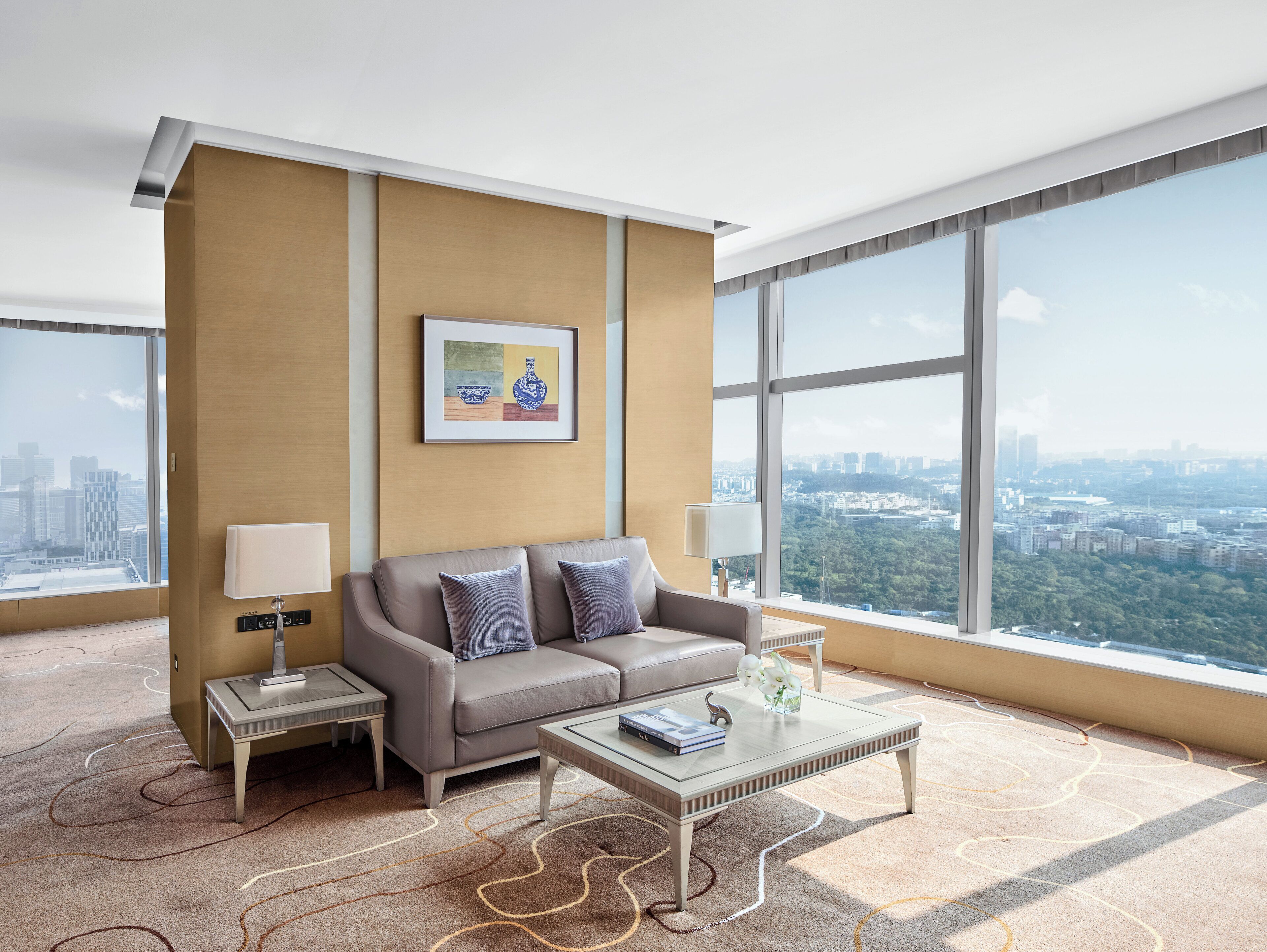 Literie de qualité, minibar, coffre-fort, bureau