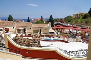 Esterni
