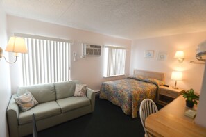 Petite Room, Double, Sleeper Sofa Breezeway