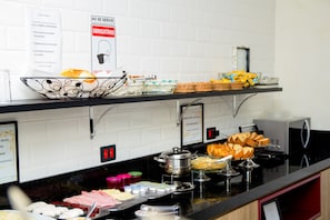 Daily buffet breakfast for a fee - Hotel Estação Paraíso (São Paulo)