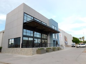 Façana frontal de l'allotjament