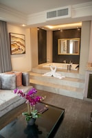 Jetted tub